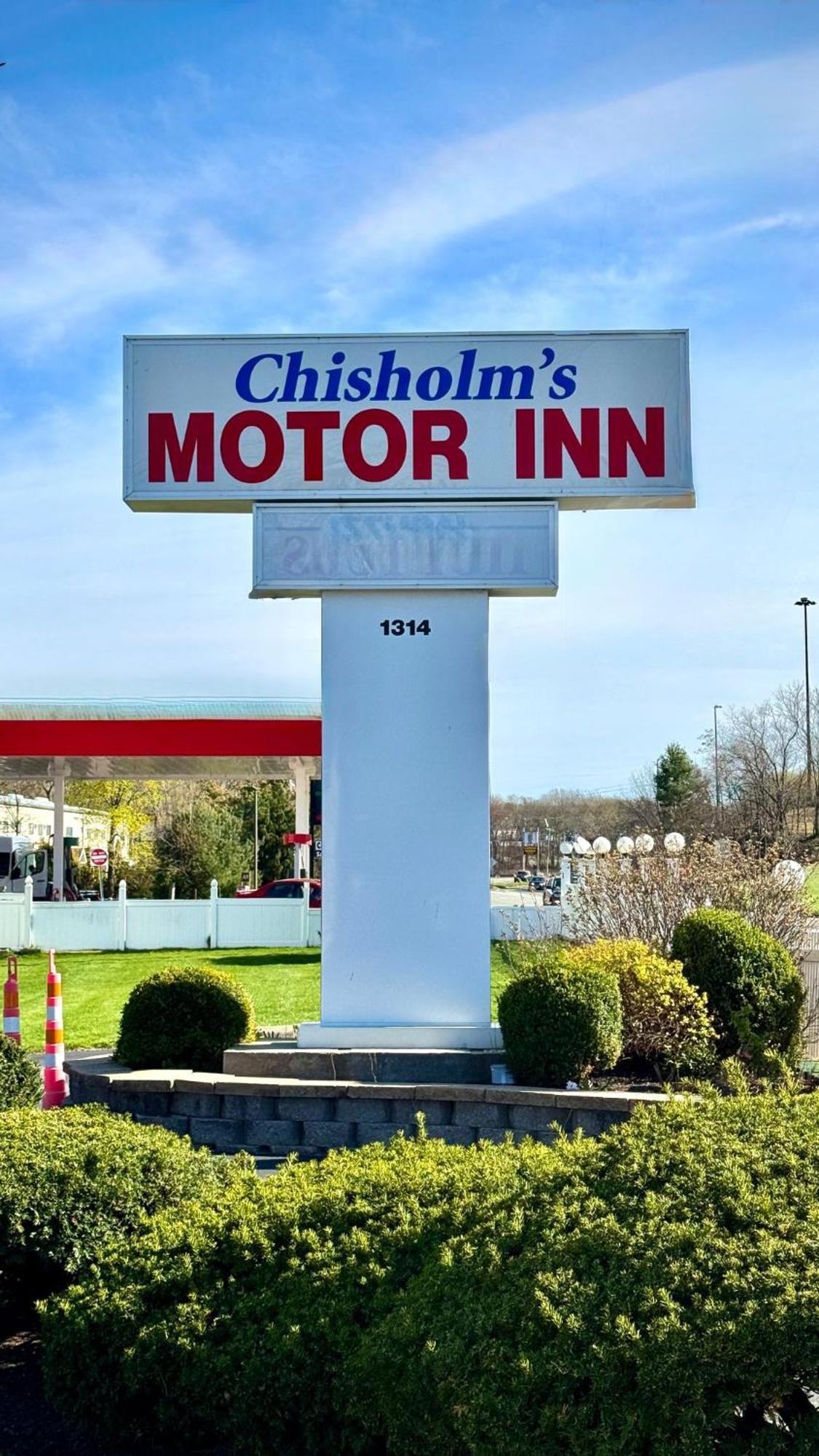 Chisholm'S Motor Inn Saugus Buitenkant foto